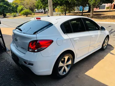 Chevrolet Cruze LT 1.8 Hatch miniatura 5