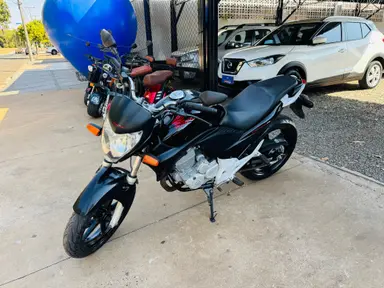 Honda CB 300R miniatura 1
