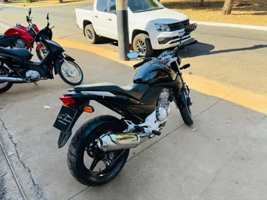 Honda CB 300R miniatura 3